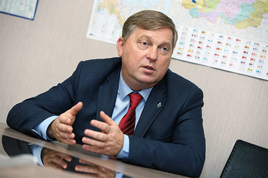 «А если с крыши сорвется лист металла и рухнет с высоты?!»