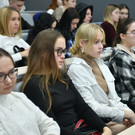 В России к наставничеству над молодежью привлекли 400 участников СВО