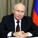 Путин пошутил о докладе главы минсельхоза Патрушева из курятника