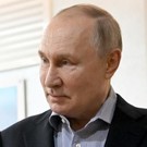 Путин в военном госпитале заявил, что Украина не враг России: главное