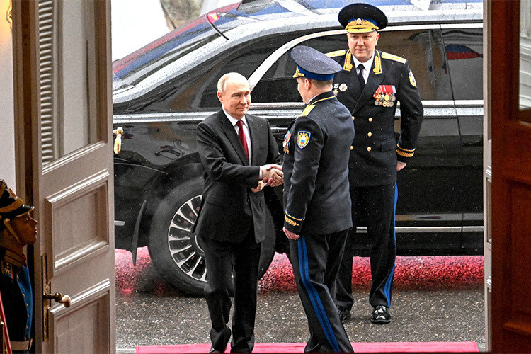 Владимир Путин на инаугурации: «Мы единый и великий народ. Вместе победим!»