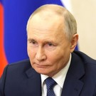 Путин назначил врио губернаторов взамен ушедших в министры
