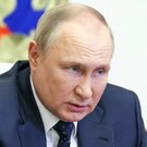 Путин упростил получение гражданства РФ для жителей Запорожья и Херсонской области