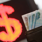 Рубль реабилитировался и вырос после падения на фоне санкций