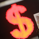 Курс доллара поднялся выше 101 рубля на Мосбирже