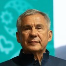 Минниханов необычно поздравил татарстанцев с Днем студента