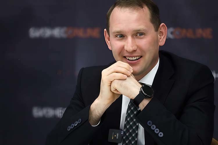 Ирек Ризванов: «Давайте менять отношение к учителям! Не надо ждать, пока будут ездить на дорогих авто»