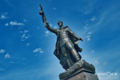 В парке Победы торжественно открыли памятник Советскому солдату