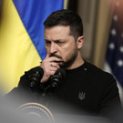 Политолог: Зеленский пытается вселить ложные надежды украинцам