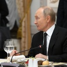 Путин лично встретил иностранных лидеров перед неформальным обедом в Казани