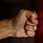 В Татарстане отчим-изверг до смерти избил 9-летнюю дочь