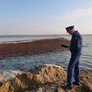 На Каме в Набережных Челнах затонул плавкран