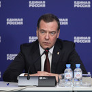 Медведев ответил строками Высоцкого на предложение Джонсона принять Украину в НАТО