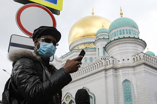 Москва без джума-намаз: ДУМ РФ отменило в столице пятничные молитвы в мечетях