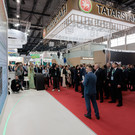 Минниханов осмотрел стенды российских регионов на выставке Russia Halal Expo