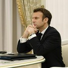 Макрон отложил визит на Украину – там планировалось решать вопрос о гарантиях безопасности