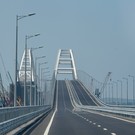 Движение на Крымском мосту остановлено из-за ЧП