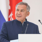 Минниханов вручил 100 авто победителям среди муниципальных образований