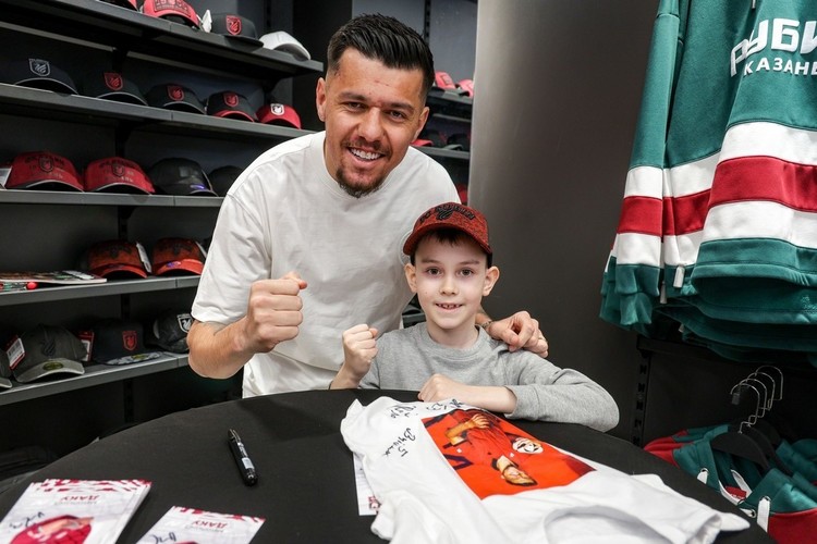 В Казани открылся новый фан-шоп «Рубина»