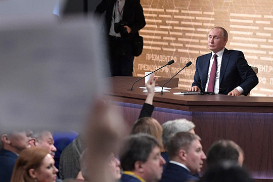 Путин о сроках в Конституции: «Что можно было бы сделать – отменить оговорку «Подряд»