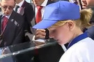 Мороженщица объяснила двойное появление перед Путиным на МАКСе: «Я не простая продавщица...»