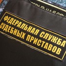 Житель Казани погасил алименты, чтобы забрать из роддома новую супругу с ребенком