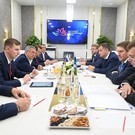 Минниханов обсудил с первым вице-президентом Газпромбанка «Казань марину» и платные магистрали