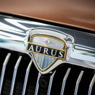 Мантуров назвал сроки появления новых версий Aurus