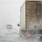 Еще на нескольких федеральных дорогах РТ ввели ограничение движения из-за метели 