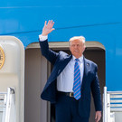 Трамп уверенно победил в партийных голосованиях в трех штатах