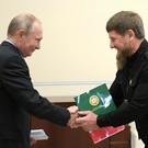 Путин на встрече в Пятигорске оценил длину бороды Кадырова
