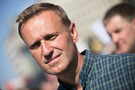 Навальный потребовал от силовиков вернуть ему одежду​