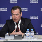 Медведев пообещал, что «Единая Россия» сделает все для безоговорочной победы Путина на выборах