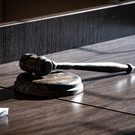Суд отложил рассмотрение спора между Азатом Хакимом и «Тулпар Эйр» – вопрос о назначении повторной экспертизы не решен
