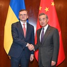 В МИД Китая заявили, что Украина готова вести переговоры с Россией 