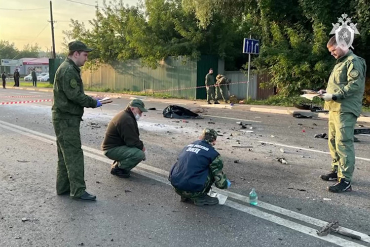 Главное к 19:00: три человека пропали после обстрела Антоновского моста в Херсонской области, Путин выразил соболезнования семье Дугиной