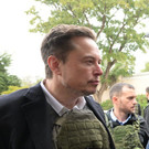 Маск приехал в Израиль на фоне обвинений в антисемитизме 