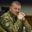 Politico: Залужный выступал против вторжения ВСУ в Курскую область