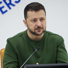 Зеленский: президентский срок еще не истек