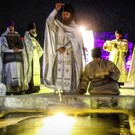 В Татарстане православные купаниями в проруби отмечают Крещение