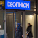 Decathlon начал набирать сотрудников для возобновления работы в России