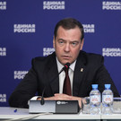Медведев прокомментировал новый приговор Навальному латинской пословицей