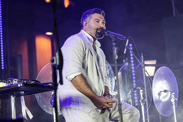 В Казани на «Jazz в Кремле» выступил шоумен и певец Алексей Чумаков