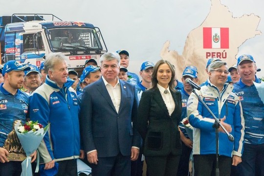 «КАМАЗ-Мастер», в 16-й раз выиграв «Дакар», вернулся домой