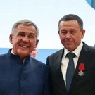Помощник мэра Казани Салахов награжден медалью ордена «За заслуги перед Отечеством» – награду вручил Минниханов