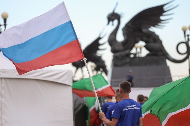 Казань с размахом отметила День России