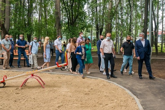 «В сентябре должны полностью все дворы сдать в эксплуатацию»