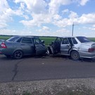 На трассе в Татарстане пять человек погибли в лобовом столкновении легковушек 