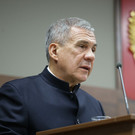 Минниханов поручил усилить контроль за устранением коммунальных аварий в жару