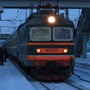 Поезд Москва – Казань снес Mercedes на железнодорожном переезде